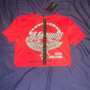 Women’s crop top from Fashion Nova. Size L. Brand new never worn.